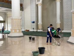 Polres Sekadau Gelar Bakti Religi di Masjid Agung Sultan Anum untuk Pererat Sinergi dengan Masyarakat