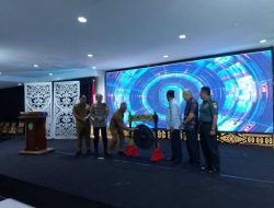 Pj Wali Kota Singkawang Resmi Luncurkan Aplikasi SIGAP untuk Kemudahan Pembayaran Pajak