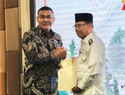 Pj Bupati Mempawah Terima Sertipikat Aset Pemerintah Daerah dari Wamen ATR/BPN