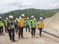 Kajati NTT Tinjau Progres Pembangunan Bendungan Manikin