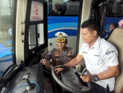 Satgas OPS Lilin Cek Kelayakan Angkutan Umum antarnegara Jelang Natal dan Tahun Baru