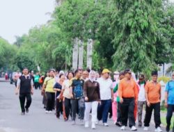 Kakan Kemenag Asahan Gelar Jalan Santai Pegawai