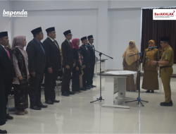 Pemprov Sumbar Lantik Pejabat Adminstrator dan Pengawas
