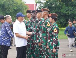 Menhan Sjafrie Sjamsoeddin Lepas Kontingen Patriot Indonesia untuk Parade Hari Republik India 2025