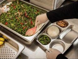 Survei Indikator: Berkat Program Populer, 79 Persen Responden Puas dengan Kinerja Pemerintah Prabowo