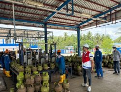 Pertamina Patra Niaga Tambah Pasokan LPG 3 Kg Jelang Imlek di Kalimantan Barat