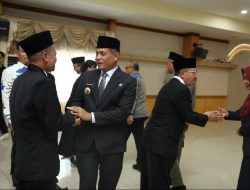 Pj Wali Kota Pontianak Lantik 12 Pejabat Fungsional di Bidang Pendidikan