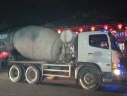 Kecelakaan Tragis di Sungai Raya: Pria Paruh Baya Meninggal Dunia Tertabrak Mixer Truk