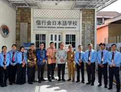 Enam Tenaga Keperawatan Singkawang Ikuti Pelatihan Bahasa Jepang di Banjarmasin