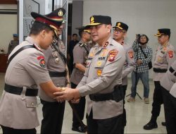 Kapolda Kalbar Pimpin Sertijab Pejabat Utama Polda Kalbar: Promosi untuk Kemajuan Polri