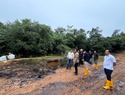 Kebakaran Akibat Kebocoran Pipa Minyak di Pali: Lingkungan Tercemar, Warga Terdampak
