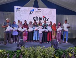 Penuh Dedikasi Direktur PT OTM Gading Ramadhan Joede Hibahkan Diri untuk Bermanfaat di Tengah Masyarakat
