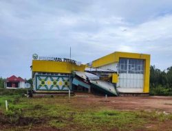 Awal Tahun 2025, Puskesmas Pesaguan Ketapang Ambruk Diterjang Angin Puting Beliung