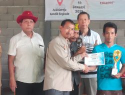 Kepala Desa Engkode Sanggau Gelar Kontes Durian