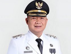 Bupati Ketapang Minta Perusahaan Turun Tangan Perbaiki Ruas Jalan Rusak