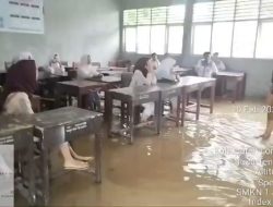 Banjir Ganggu Proses Belajar Mengajar di SMKN 1 Jerowaru