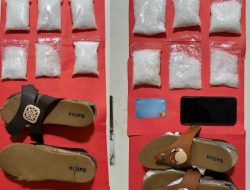 Dua Wanita Asal Pontianak Nekat Selundupkan Sabu di Sandal Wedges, Digagalkan di Kubu Raya