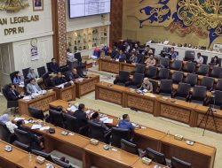 RUU PPMI Bahas Tiga Isu Utama, Ahmad Doli Kurnia Tegaskan Urgensi Perlindungan Pekerja Migran