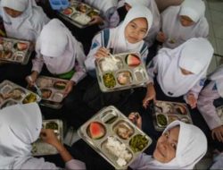 Mulai Maret, Pemerintah Gelontorkan Rp2 Triliun per Bulan untuk MBG