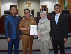 Wakil Wali Kota Pontianak Sampaikan Jawaban atas Pandangan Umum Fraksi DPRD Terkait Tiga Raperda