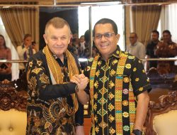 Gubernur Melki Laka Lena Terima Audiensi Konsul Kehormatan Indonesia di Polandia