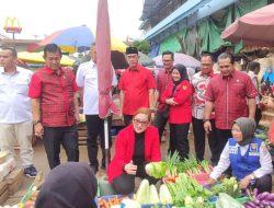 Cek Stabilitas Harga dan Kesediaan Bahan Pokok Jelang Idul Fitri, Gabungan Fraksi PDI Perjuangan Sidak Ke Pasar KM 5 Palembang