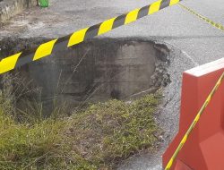 Jalan Rusak Ancam Pengendara, Warga Minta Pemerintah Segera Turun Tangan