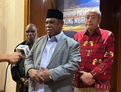Bedah Buku Cahaya Fajar dari Balik Gunung Mbaham: Menelusuri Kepemimpinan Ali Baham Temongmere