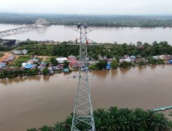 PLN Kebut Pembangunan SUTT 150 kV Tayan – Sandai, Interkoneksi Listrik Kalimantan Makin Dekat