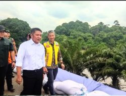Gubernur Sumsel dan Wabup Musi Rawas Tinjau Tanah Longsor di Muara Beliti