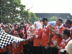 Ribuan Masyarakat Ikuti Jalan Sehat Yang Digelar Pemkab Banyuasin