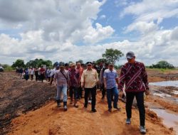 Askolani Tinjau Langsung Jebolnya Tanggul PT. BCM