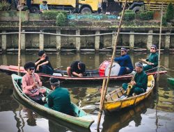 Habe Fest 2025 Resmi Dibuka dengan Konser Musik Unik di Atas Perahu di Sungai Jawi