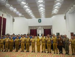 Gubernur Kalbar Ria Norsan Lantik 51 PNS, Tegaskan Tanggung Jawab sebagai Pelayan Masyarakat