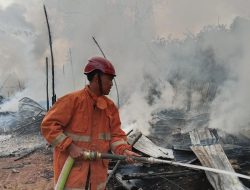 Kebakaran Hanguskan Pondok di Jalan Purnama 2, Pontianak Selatan