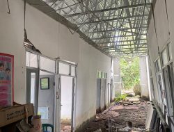Bupati Sujiwo Minta APH Usut Tuntas Kasus Robohnya Bangunan Puskesmas Parit Timur