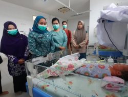 Ketua TP PKK Kayong Utara Tinjau Pelayanan Kesehatan Ibu dan Anak di RSUD SMJ I Sukadana