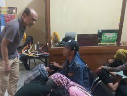 Cegah Tawuran, Tim Enggang Polsek Pontianak Barat Amankan Delapan Remaja Bersenjata Replika Celurit