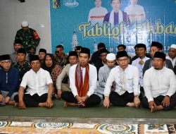 Ustadz Abdul Somad Ajak Pemimpin Transparan ‎