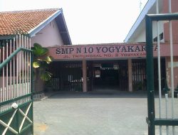 Ini Kisah Pedagang Asongan Sekitar Sekolah, Keluhkan Omzet Turun