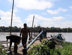 Intake Rusak Dihantam Tongkang, Tirta Ria Kubu Raya Distribusikan Air Bersih Secara Manual