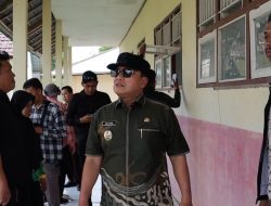 Bupati Sujiwo Tinjau SMPN 14 Sungai Raya yang Rusak Parah, Tegaskan Renovasi Segera Dilakukan
