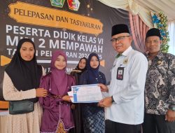 Penuh Haru dan Semangat, MIN 2 Mempawah Gelar Tasyakuran dan Pelepasan Siswa Kelas VI