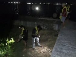 Mapala Arkha UPB Gelar Aksi Bersih-Bersih Sungai Kapuas, Wujud Nyata Kepedulian Lingkungan