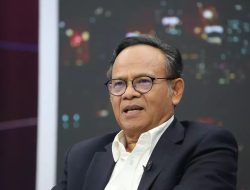 Ketua Dewan Pers Komaruddin Hidayat Jadi Presenter Tamu di BeritaSatu: “Ternyata Tidak Semudah yang Dibayangkan”