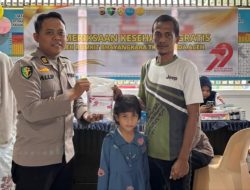 Nakes RS Bhayangkara Tk III Banda Aceh Berikan Pengobatan Gratis di Gampong Merduati