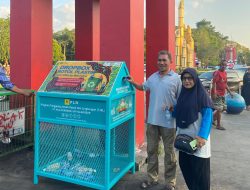 PLN Pasang Drop Box Botol Plastik di Titik Strategis Kota Pontianak di Hari Lingkungan Hidup 2025