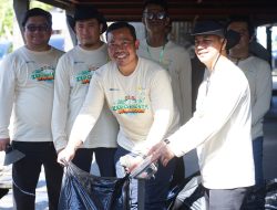 Peringati Hari Lingkungan Hidup, PLN Gelar Aksi Bersih Sungai Kapuas dan Kumpulkan 3 Ton Lebih Sampah
