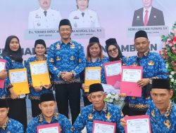 Bupati Sanggau Serahkan SK Pengangkatan 1.397 PPPK, Tekankan Disiplin dan Produktivitas