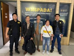 Imigrasi Ketapang Deportasi Tiga WNA Tiongkok karena Langgar Izin Tinggal